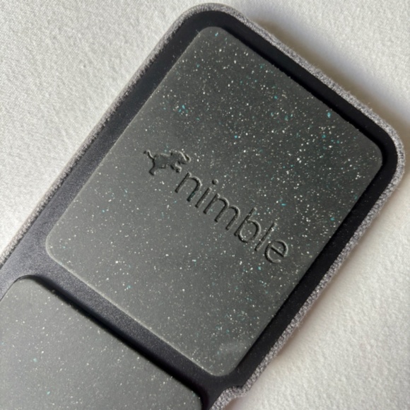 Nimble Wireless Dual Charger Pad - Picture 3 of 12